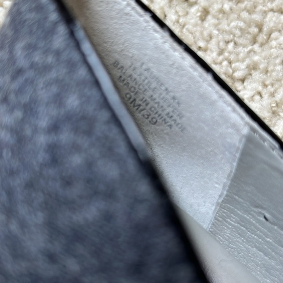 Kelly & Katie Lauren Heels - Picture 8 of 12